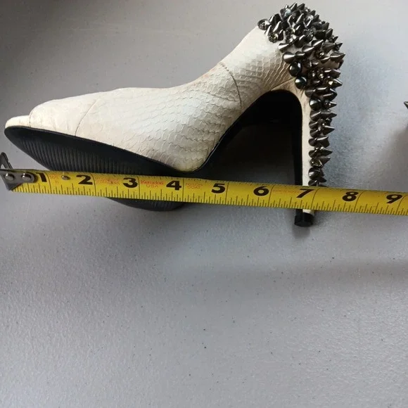 Sam Edelman Shoes Womens 8M Peep Toe Cream Leather Metal Spikes Punk Rock Biker - Picture 14 of 16